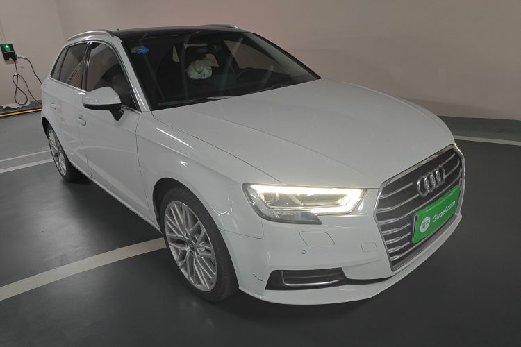 Audi A3 2019 car image #4