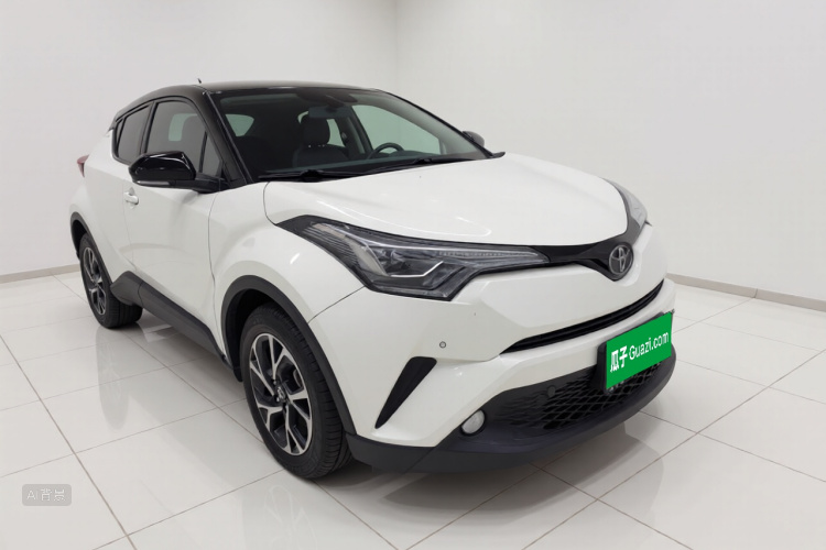 Toyota C-HR 2019 immagine di auto #4