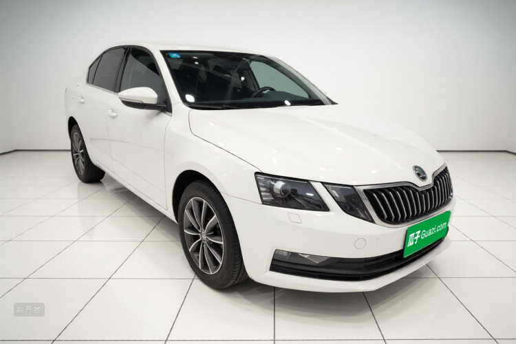 Skoda Octavia 2020 car image #4