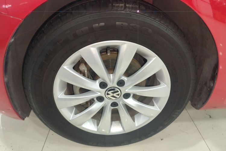 Volkswagen Beetle 2015 immagine di auto #4