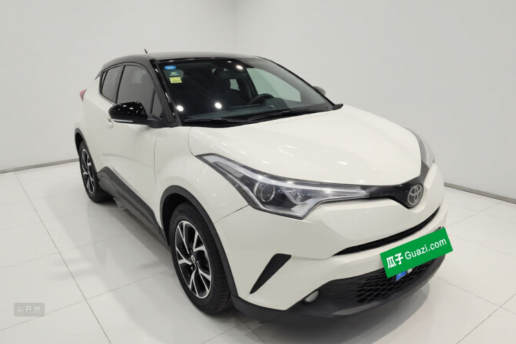 Toyota C-HR 2018 imagem de carro #4