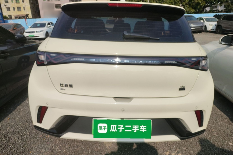 BYD Dolphin 2024 #4 BYD Dolphin 2024 car image #4