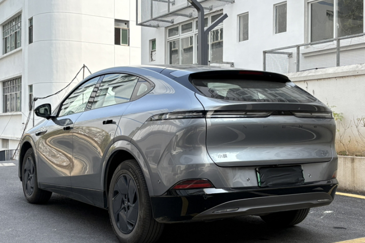 Xpeng G6 2025 #4 Xpeng G6 2025 car image #4