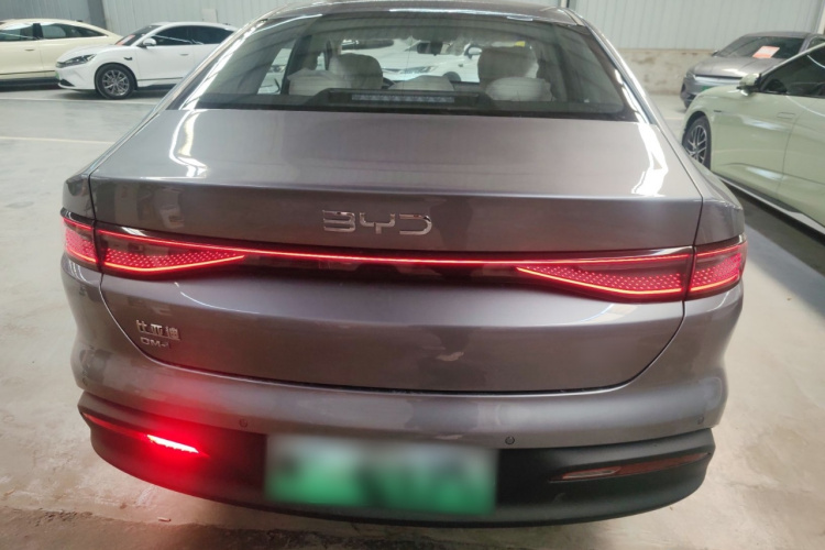 BYD Seal 05 DM-i 2025 car image #4