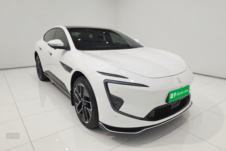 Avatr 12 2025 car image #4