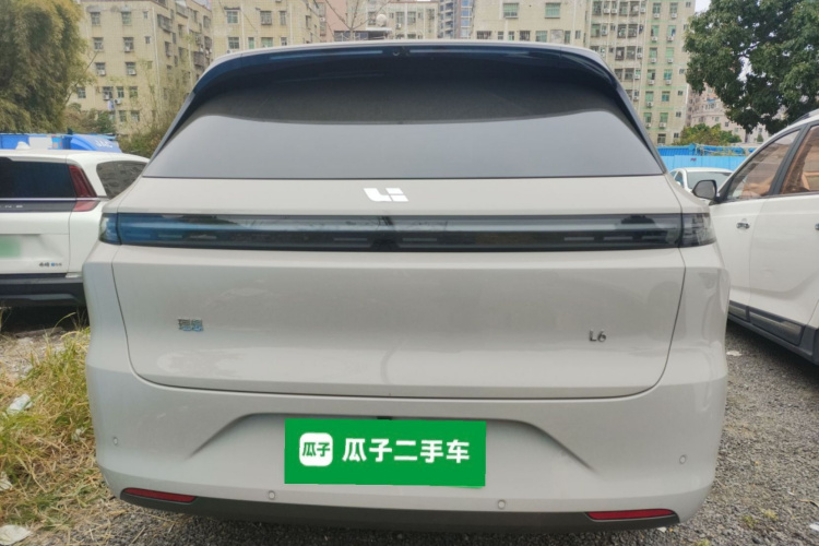 Li L6 2024 صورة سيارة #4