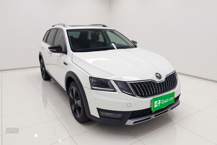 Skoda Octavia 2017 car image #4
