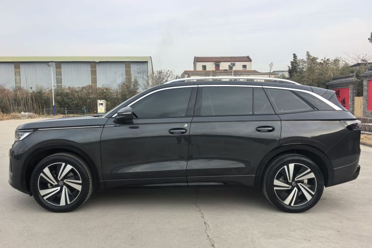 Volkswagen Tavendor 2023 immagine di auto #4