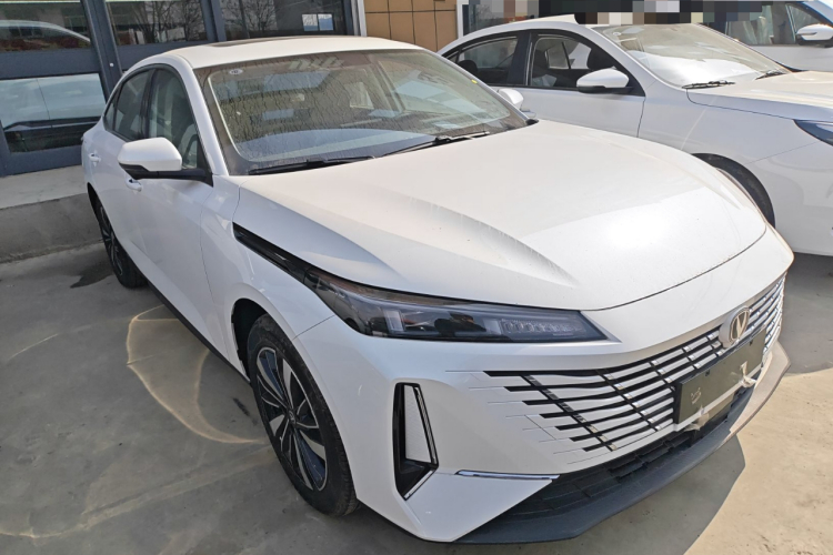 Changan EadoPHEV 2026 immagine di auto #4