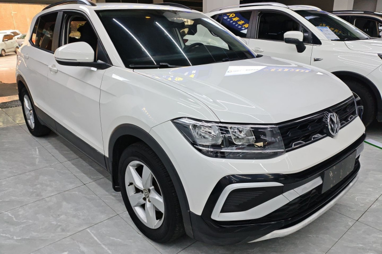 Volkswagen T-Cross 2020 #4 Volkswagen T-Cross 2020 car image #4