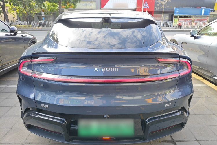 MI YU7 2025 car image #4