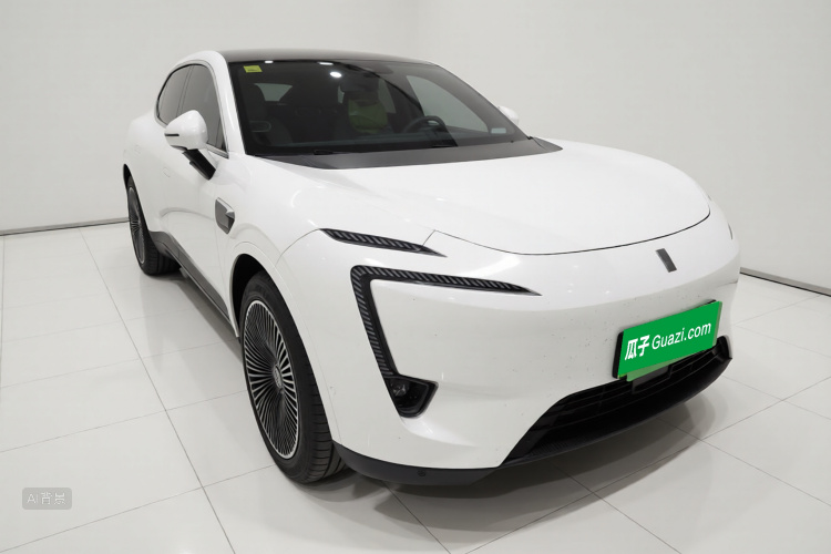 Avatr 11 2024 car image #4