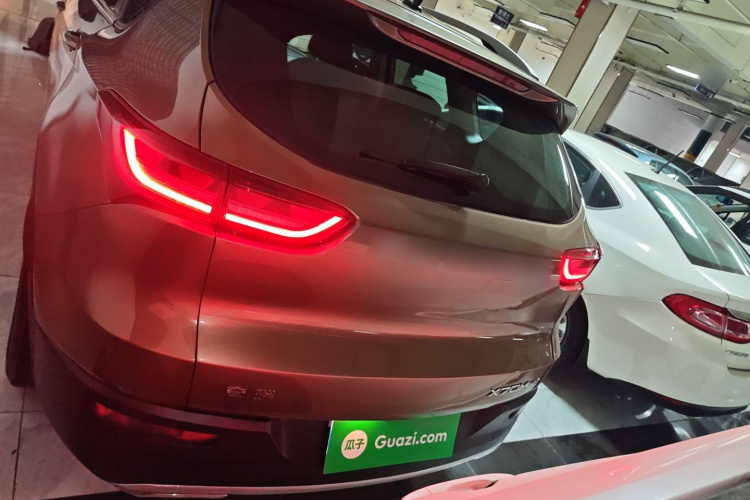 X70M 2020 car image #4