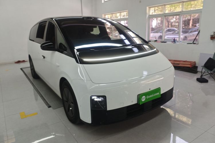 理想汽车 理想MEGA 2025 汽车图片 #4