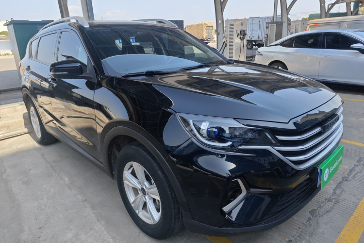X70M 2021 car image #4