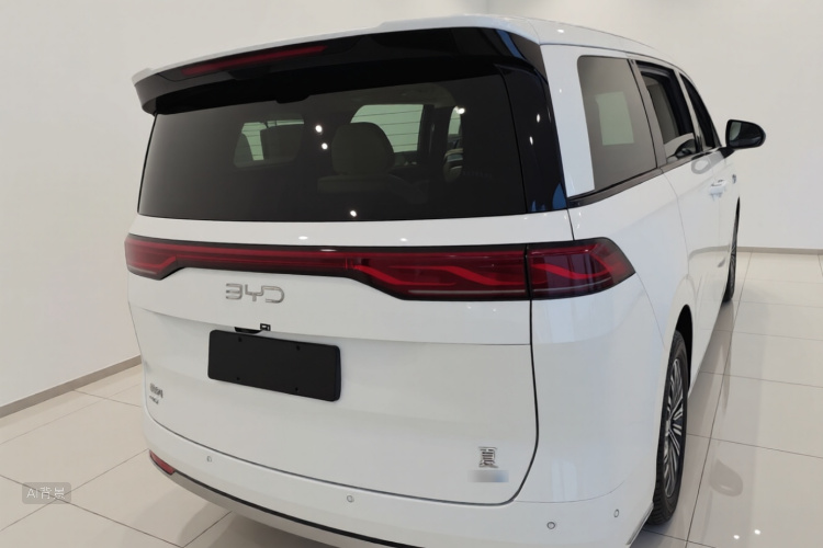 BYD Xia 2025 #4 BYD Xia 2025 imagen de coche #4