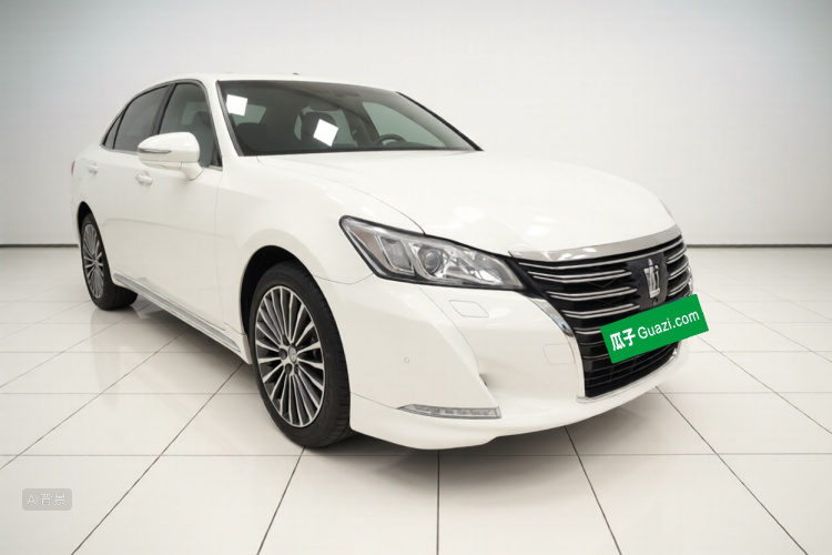 丰田 皇冠 2018 汽车图片 #4