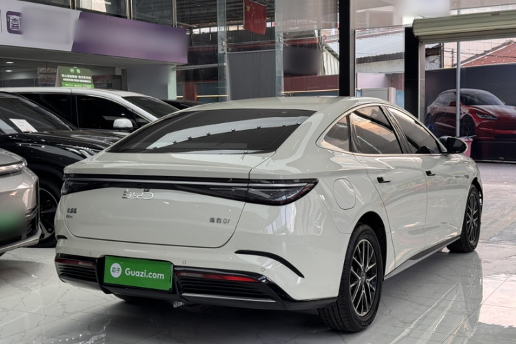 BYD Seal 07 DM-i 2024 صورة سيارة #4