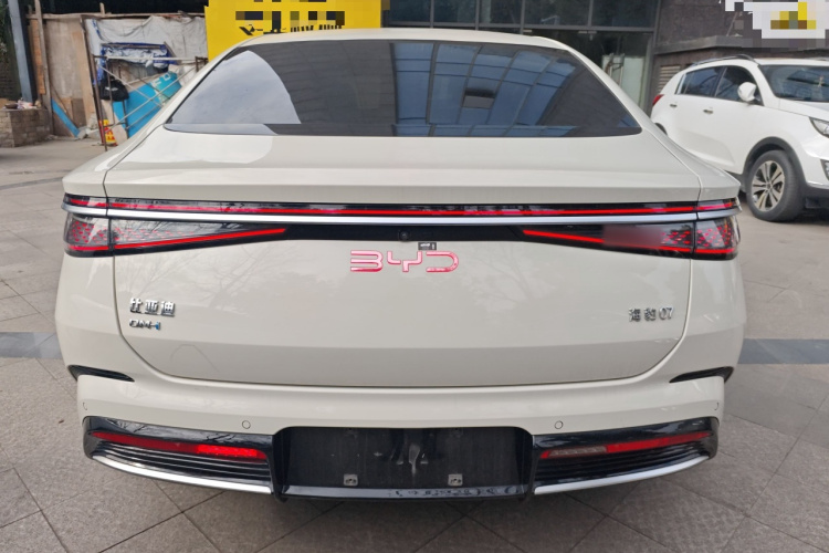 BYD Seal 07 DM-i 2024 صورة سيارة #4