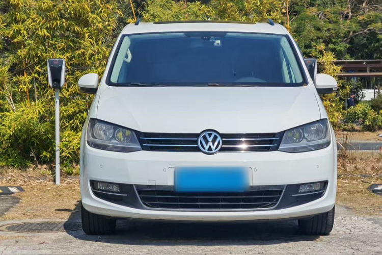 Volkswagen Sharan 2014 car image #4