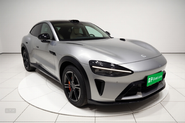 MI YU7 2025 imagen de coche #4