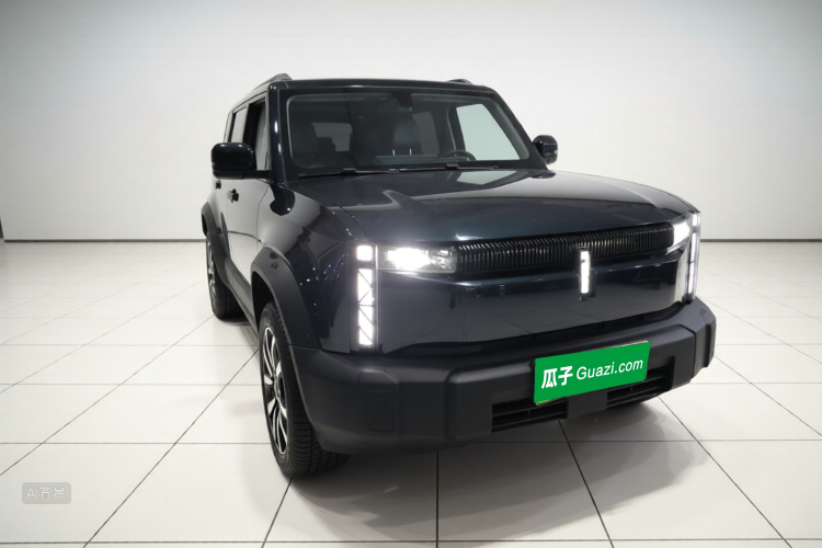 2024 car image #4