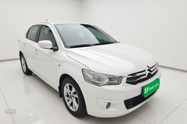 Citroen C-Elysée 2016 imagem de carro #4