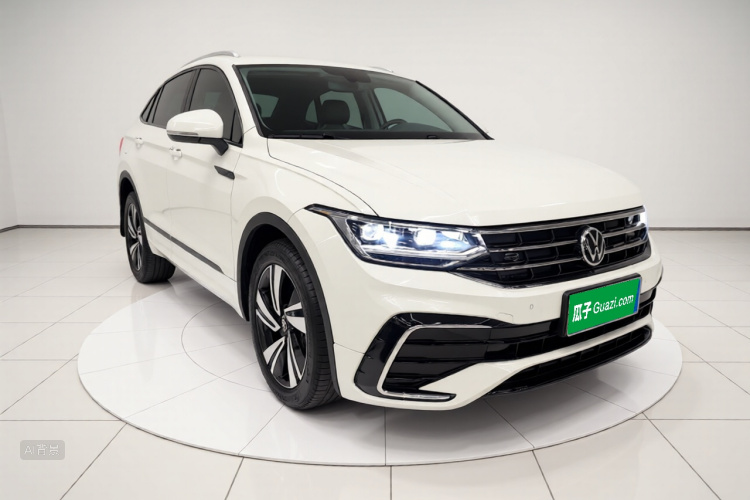 Volkswagen Tiguan X 2023 immagine di auto #4
