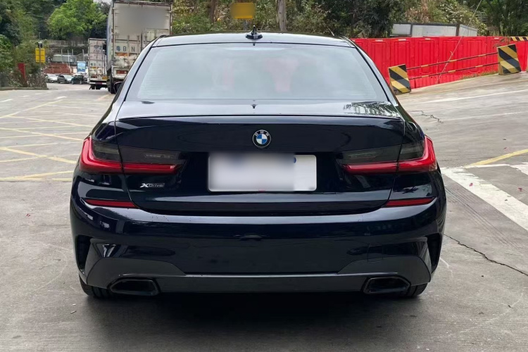 BMW 3 Series 2020 car image #4