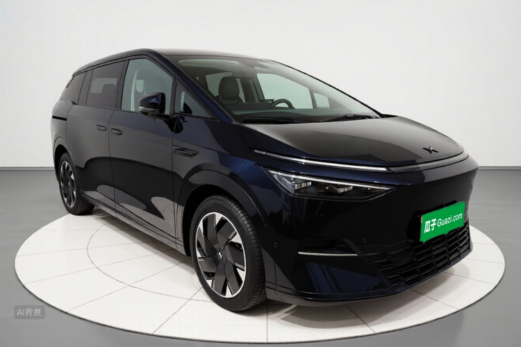 Xpeng X9 2023 car image #4