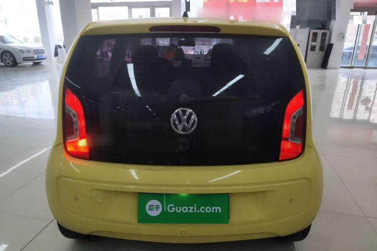 Volkswagen up! 2016 car image #4