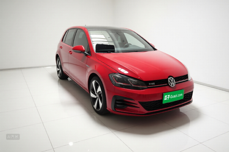 Volkswagen GolfGTI 2018 immagine di auto #4