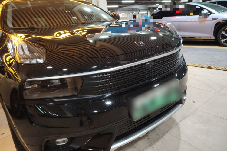 Lynk & Co 01 EM-P 2018 car image #4