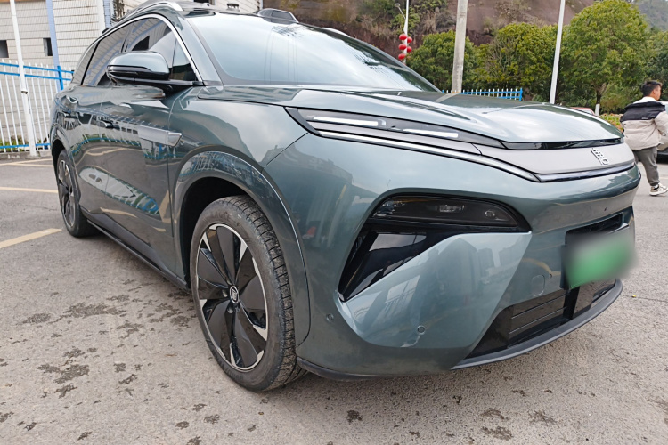 BYD Tang L 2025 car image #4