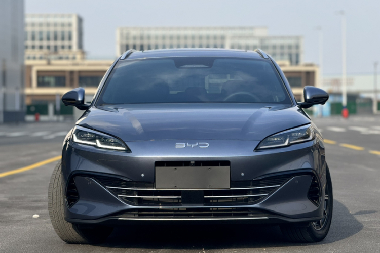 BYD Seal 06 DM-i 2025 car image #4