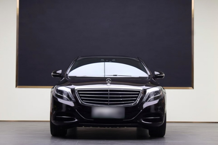 Mercedes-Benz S Class 2015 immagine di auto #4