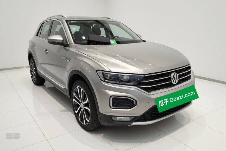 Volkswagen T-Roc 2020 car image #4