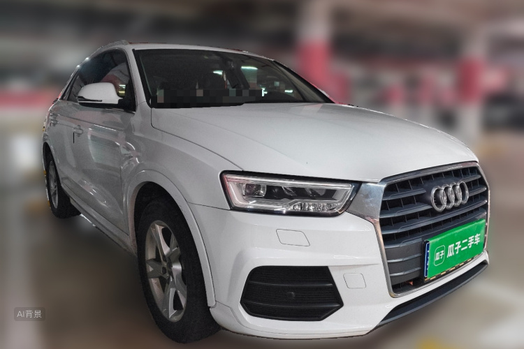 Audi Q3 2018 car image #4