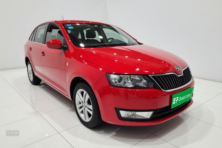 Skoda Rapid Spaceback 2015 immagine di auto #4