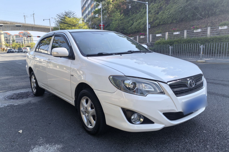 Toyota Corolla (Classic) 2015 car image #4