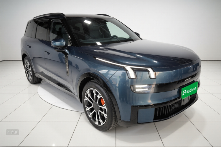 Lynk & Co 900 2025 car image #4