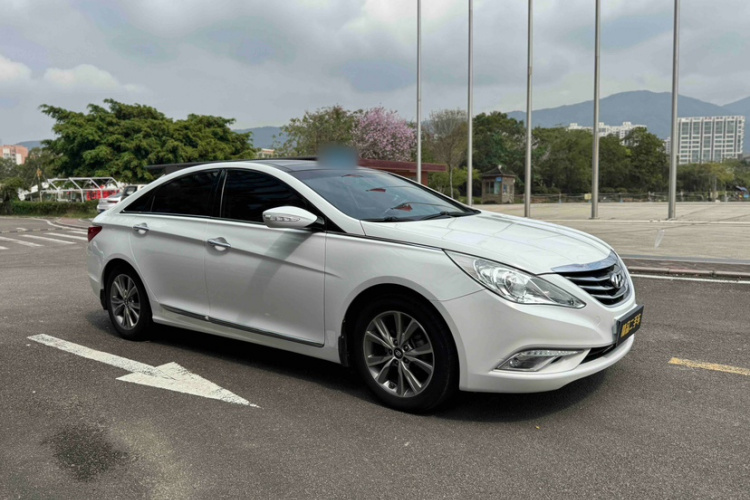 Hyundai Sonata 2015 car image #4