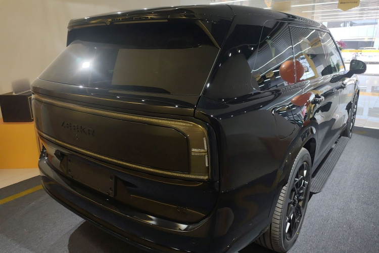 极氪 极氪9X 2026 汽车图片 #4