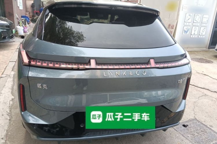 Lynk & Co 08 EM-P 2024 car image #4