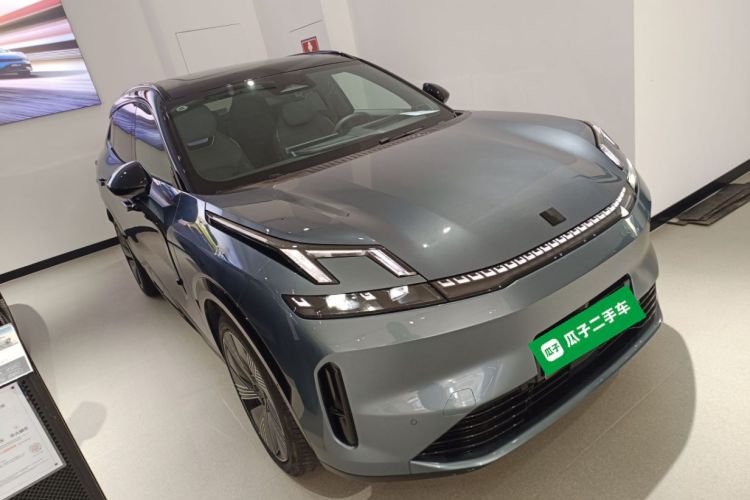 Lynk & Co 08 EM-P 2025 #4 Lynk & Co 08 EM-P 2025 car image #4
