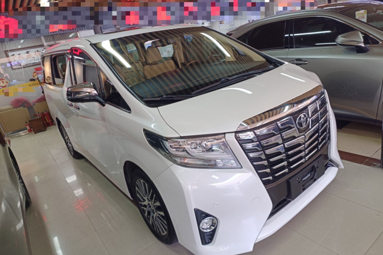 Toyota Alphard 2018 car image #4