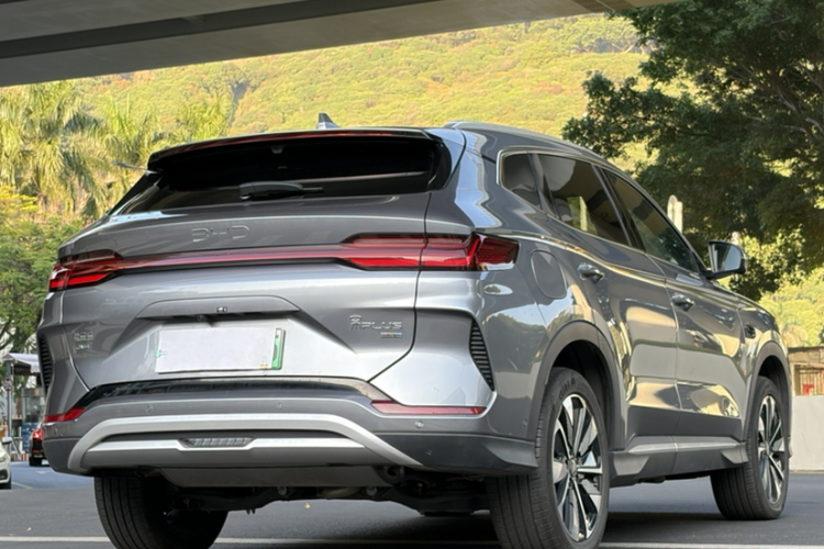 BYD Song Plus New Energy 2025 car image #4