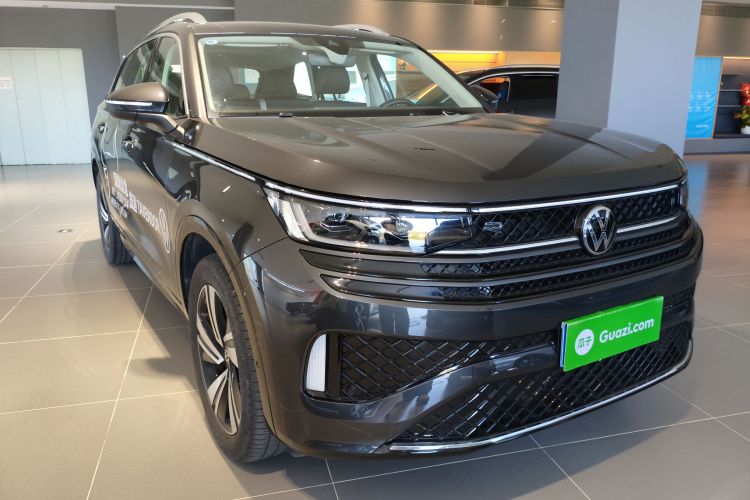 Volkswagen Tavendor 2024 immagine di auto #4