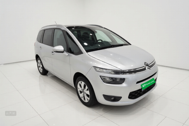 Citroen C4 PICASSO 2017 صورة سيارة #4