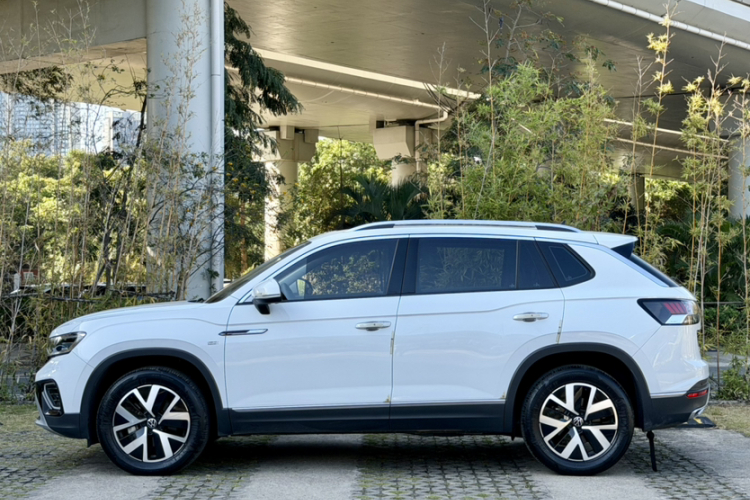 Volkswagen Tayron 2023 immagine di auto #4